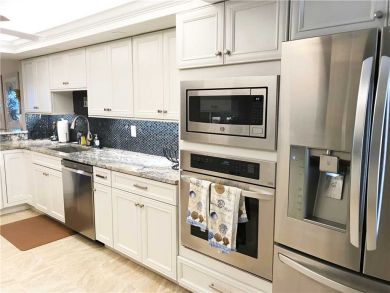 Beach Vacation Condos on Longboat Key BEACHFRONT